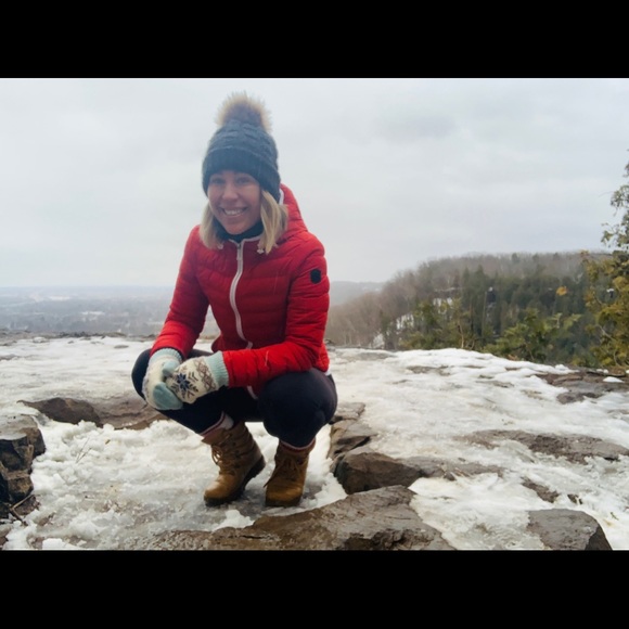 Meet your Posher, Candice - Picture 3 of 13